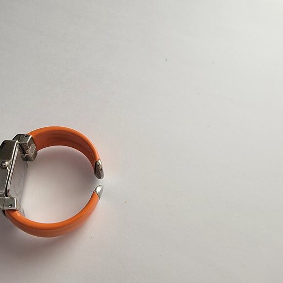 Vintage Watches Retro Orange Cuff Bracelet Watch Bold Chrome Case Unisex Style - Picture 3 of 10